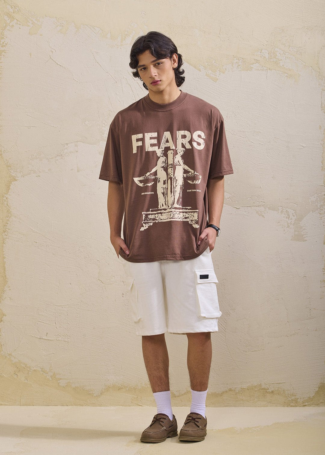 Camiseta oversized our shadows- café