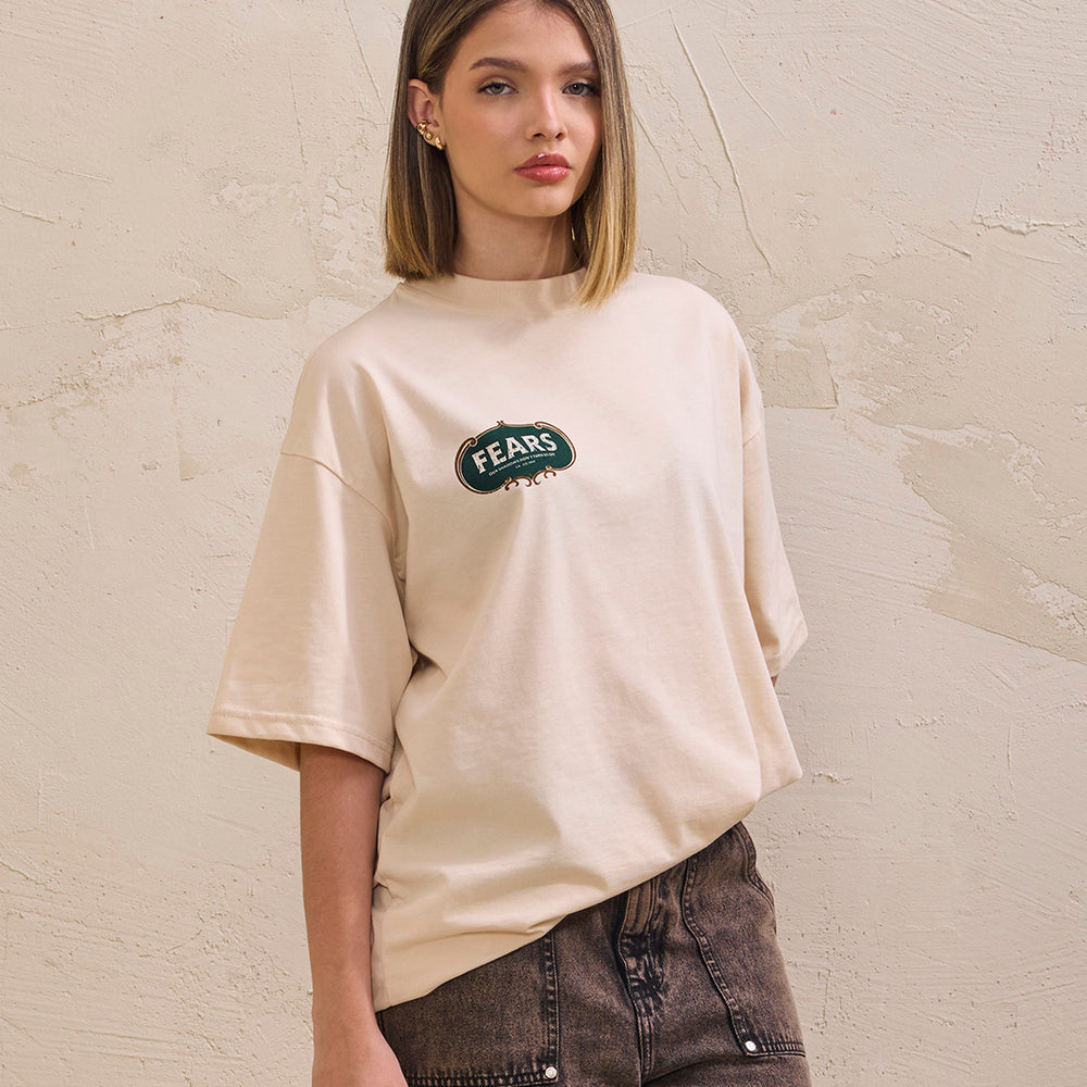 
                      
                        Camiseta oversized courage- Crema
                      
                    