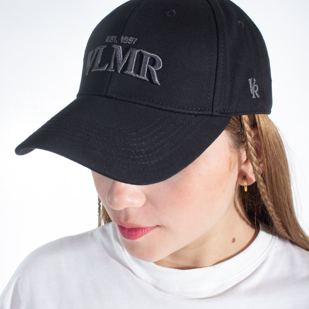 
                      
                        Gorra clasica-Negro
                      
                    